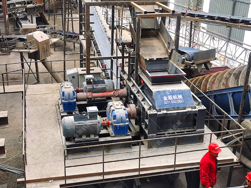 選購液壓對輥制砂機時容易被忽視的參數(shù)是什么？